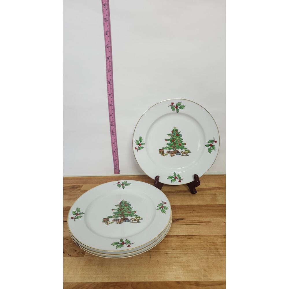 Set of 4 Tienshan Holiday Hostess 8 inch plates